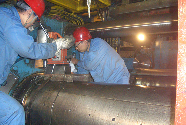 冷軋軋機卷取機檢修